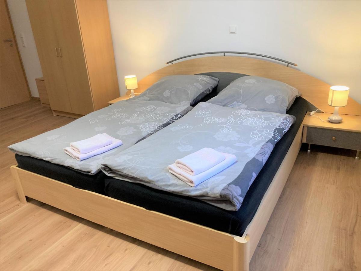 Hotel Zur Henne Schmiedefeld am Rennsteig Εξωτερικό φωτογραφία